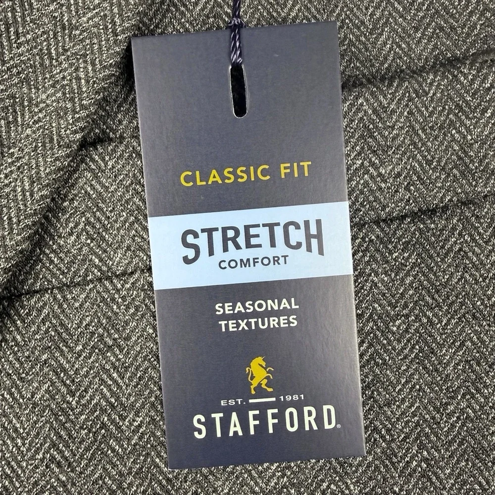NEW $168 Stafford Men Blazer 46 Short Gray Herringbone Stretch Sport Coat Jacket